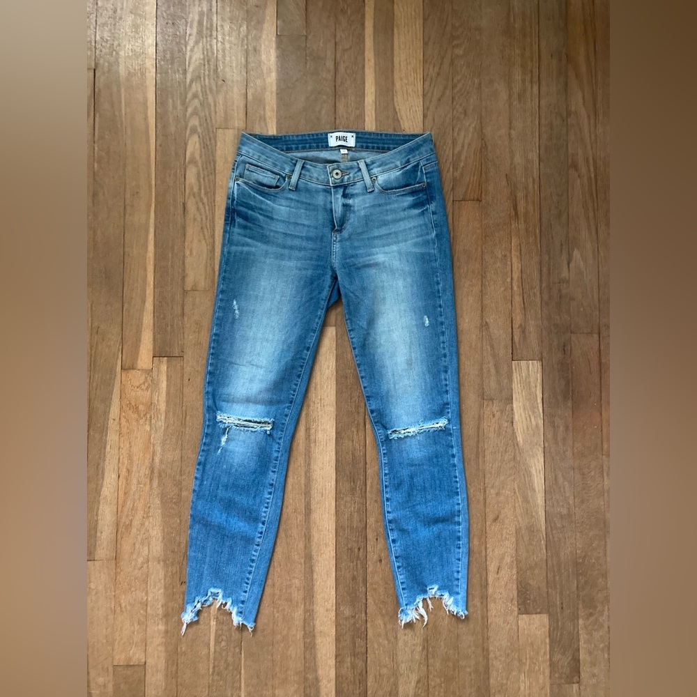 Paige Verdugo Crop distressed jeans with raw hem size 27 in excellent condition